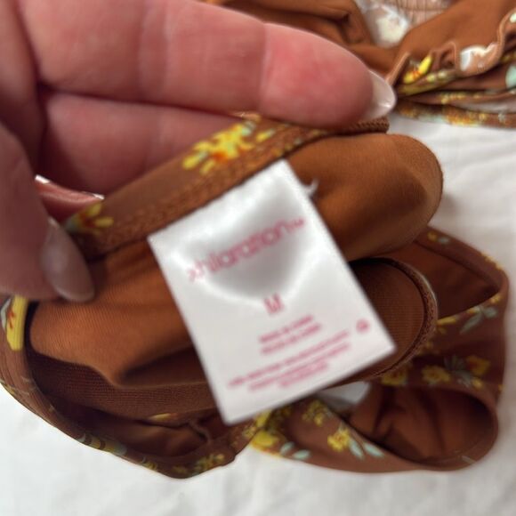 Xhilaration Floral Brown/yellow Bikini Set. Size Medium. - Picture 8 of 9